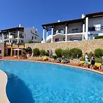 Paddle - Sea View With 3 Pools, Tennis & Squash Court Apartment